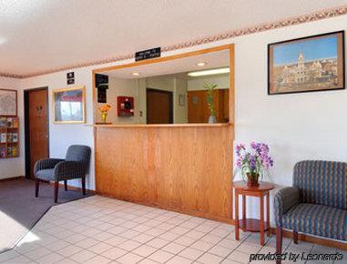 Hotel Super 8 By Wyndham Pontiac Interior foto